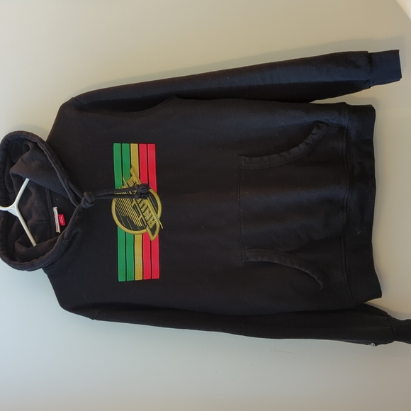 Mitchell And Ness x Canucks Euro Hoodie - Picture 1 of 4